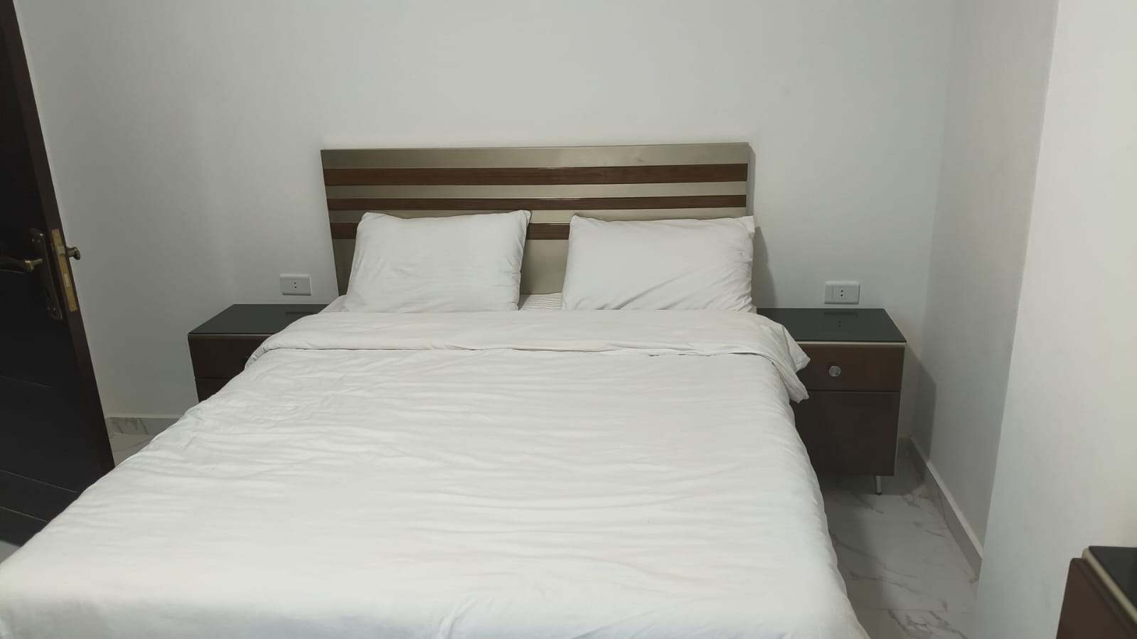 D31 chalet double bedroom