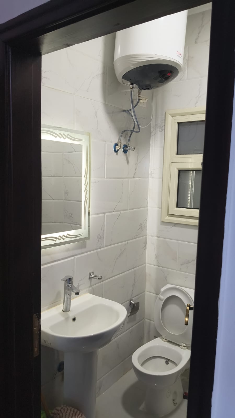 D31 chalet bathroom